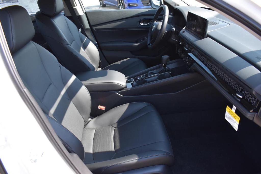 new 2025 Honda Accord Hybrid car