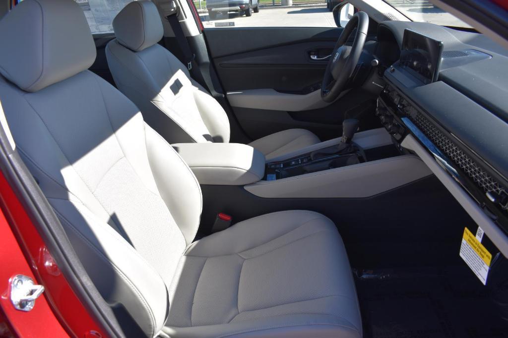 new 2025 Honda Accord Hybrid car