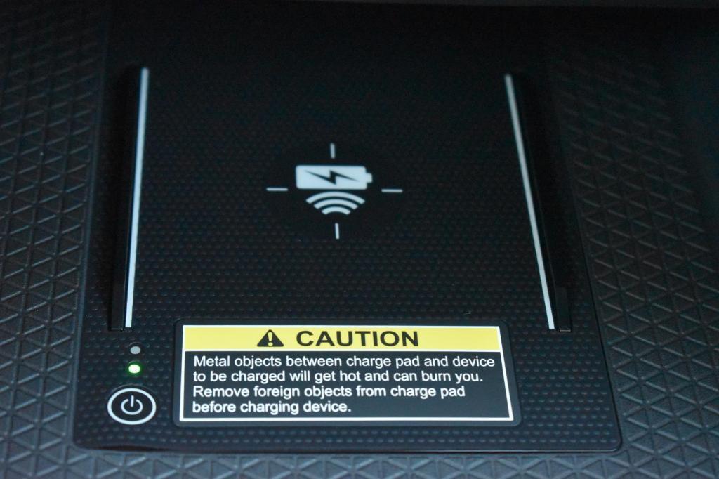 new 2025 Honda Accord Hybrid car