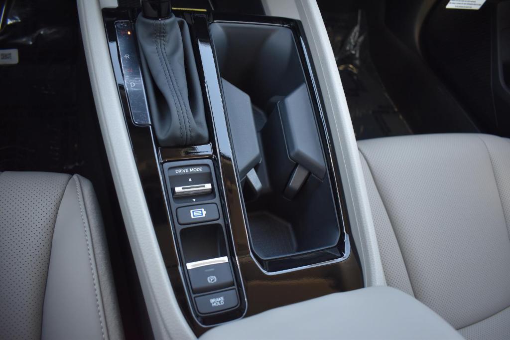 new 2025 Honda Accord Hybrid car