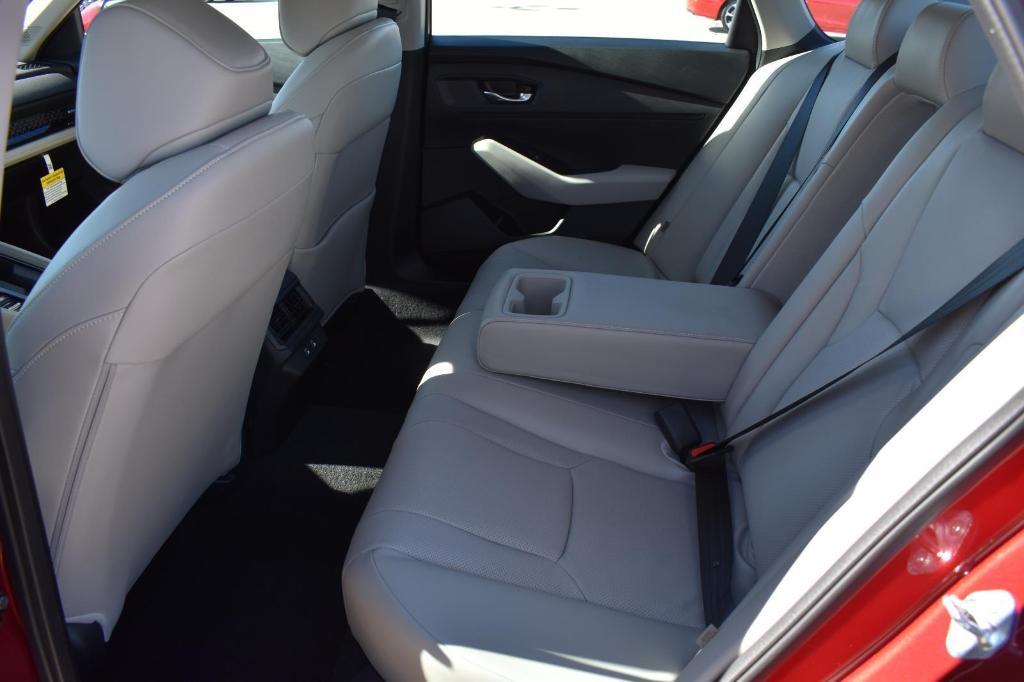 new 2025 Honda Accord Hybrid car