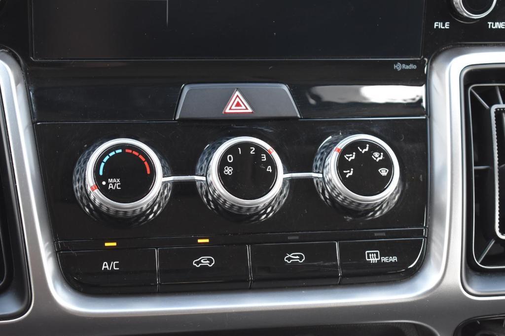 used 2022 Kia Sorento car, priced at $22,991