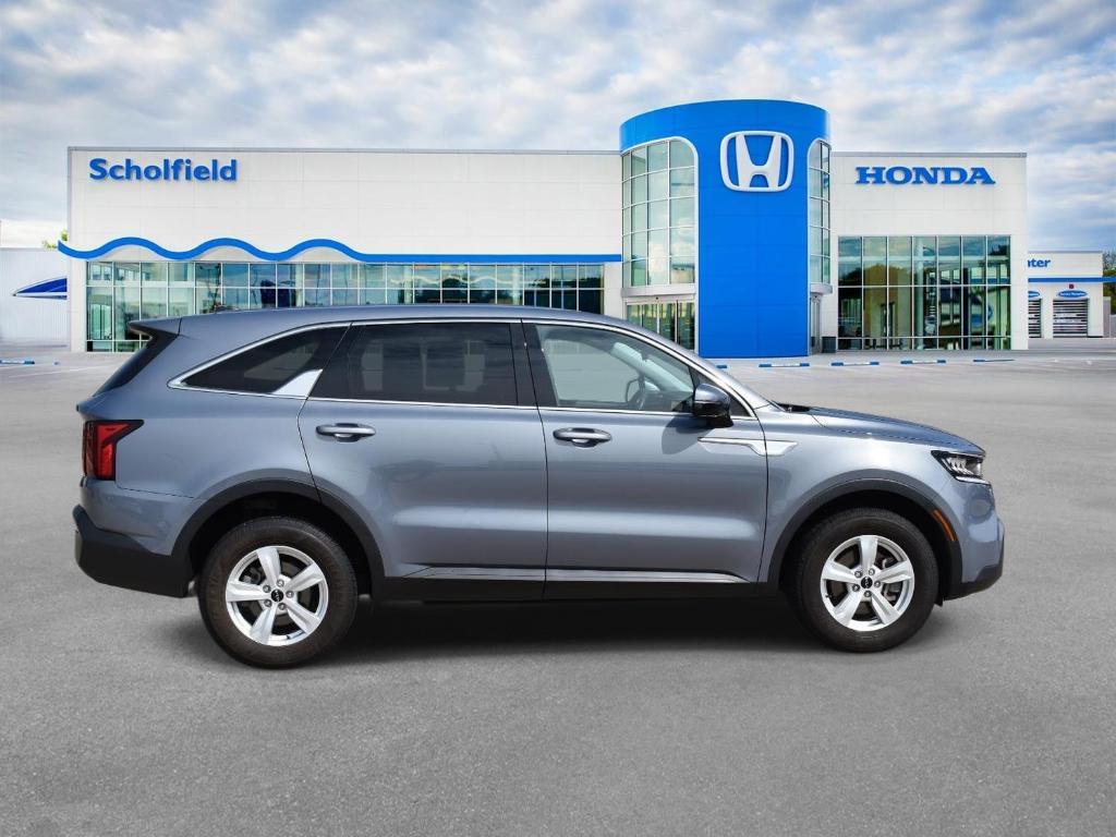 used 2022 Kia Sorento car, priced at $22,991