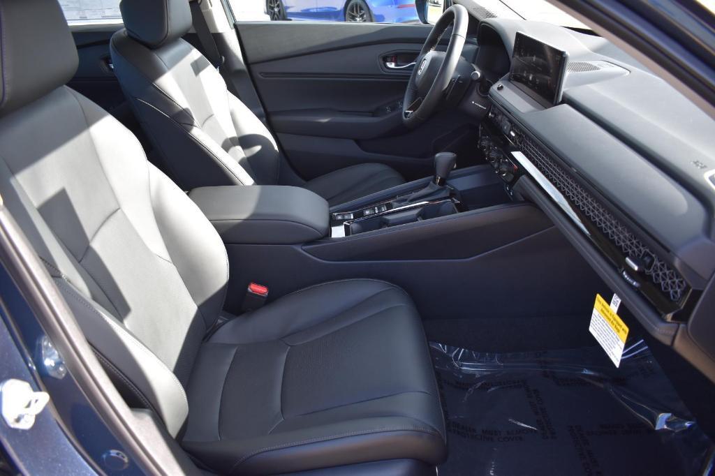 new 2025 Honda Accord Hybrid car