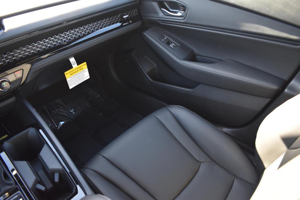 new 2025 Honda Accord Hybrid car