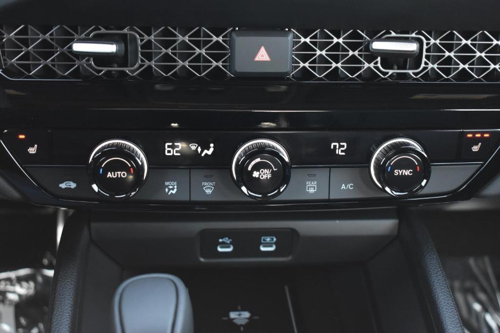 new 2025 Honda Accord Hybrid car