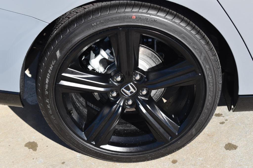 new 2025 Honda Accord Hybrid car