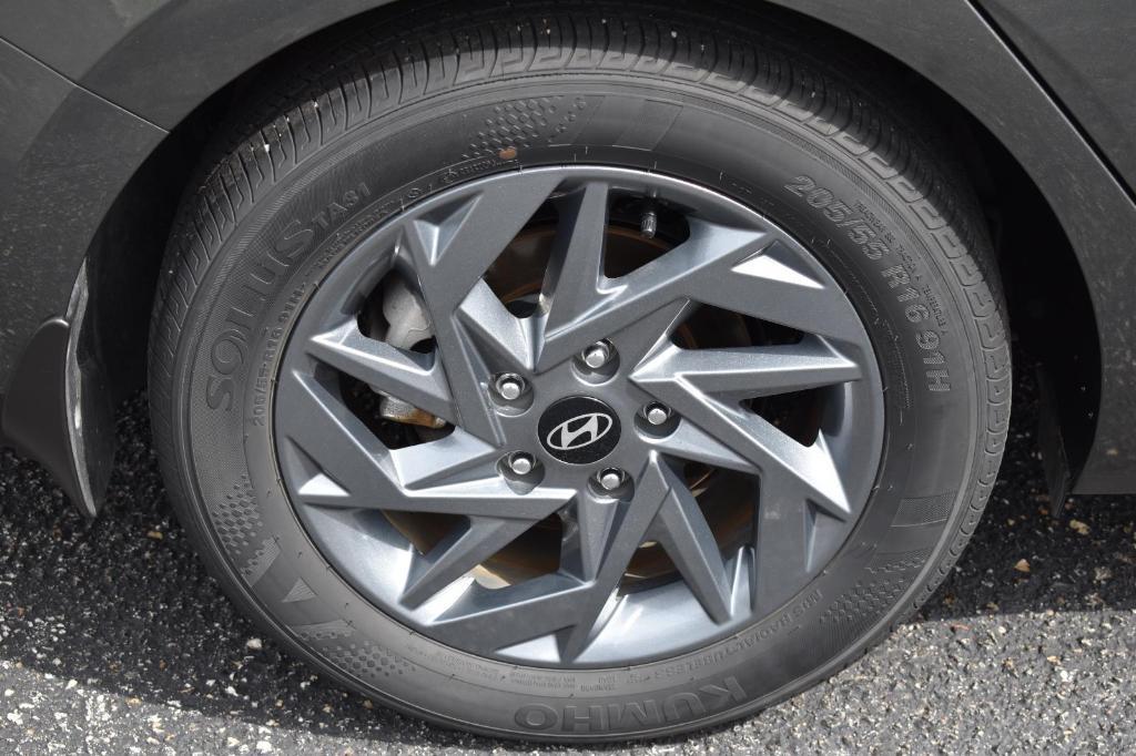 used 2024 Hyundai Elantra car, priced at $21,492