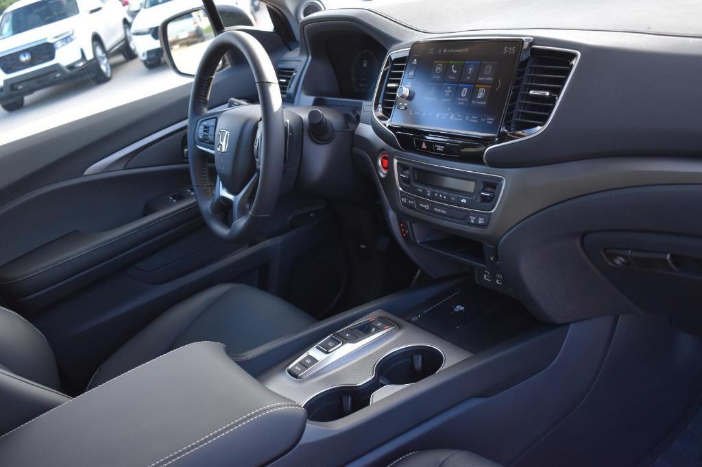 new 2025 Honda Ridgeline car