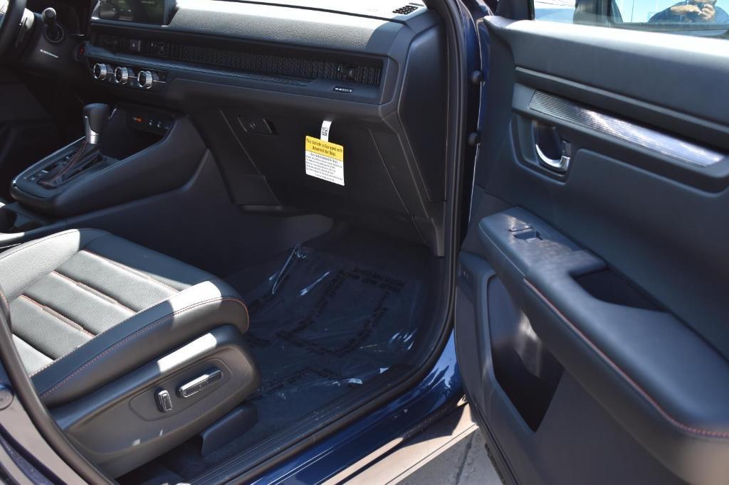 new 2026 Honda CR-V Hybrid car