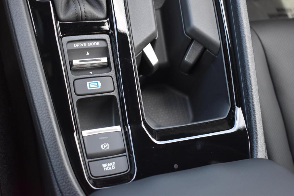 new 2025 Honda Accord Hybrid car