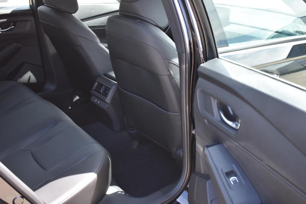 new 2025 Honda Accord Hybrid car