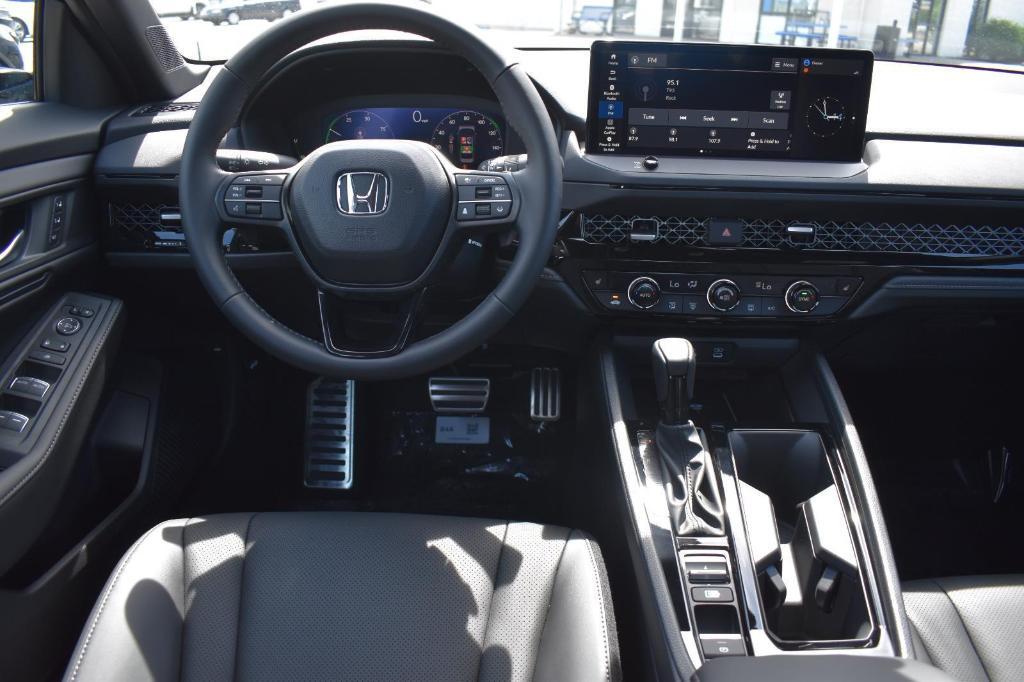 new 2025 Honda Accord Hybrid car
