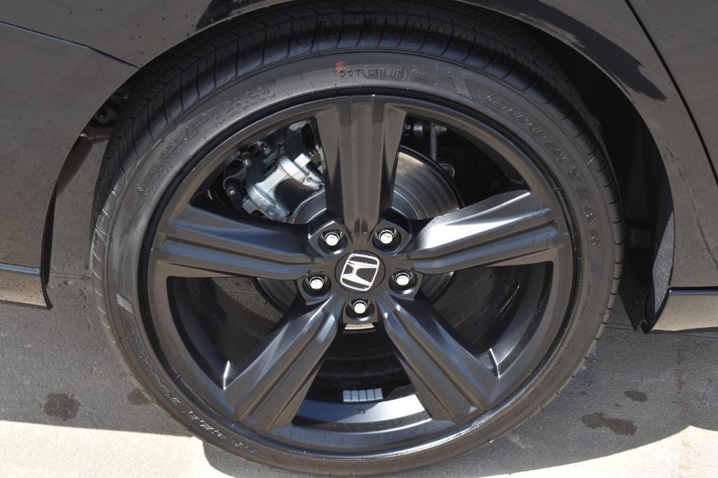 new 2025 Honda Accord Hybrid car