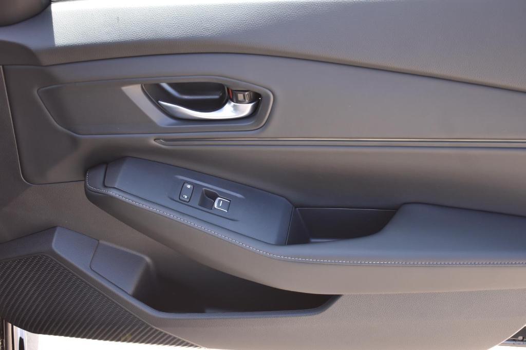 new 2025 Honda Accord Hybrid car