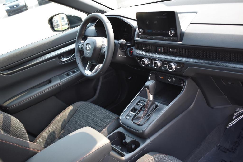 new 2025 Honda CR-V Hybrid car