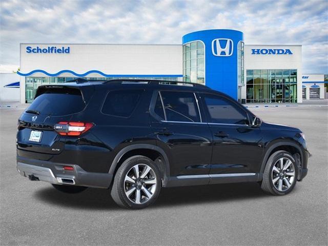 used 2025 Honda Pilot car, priced at $50,991