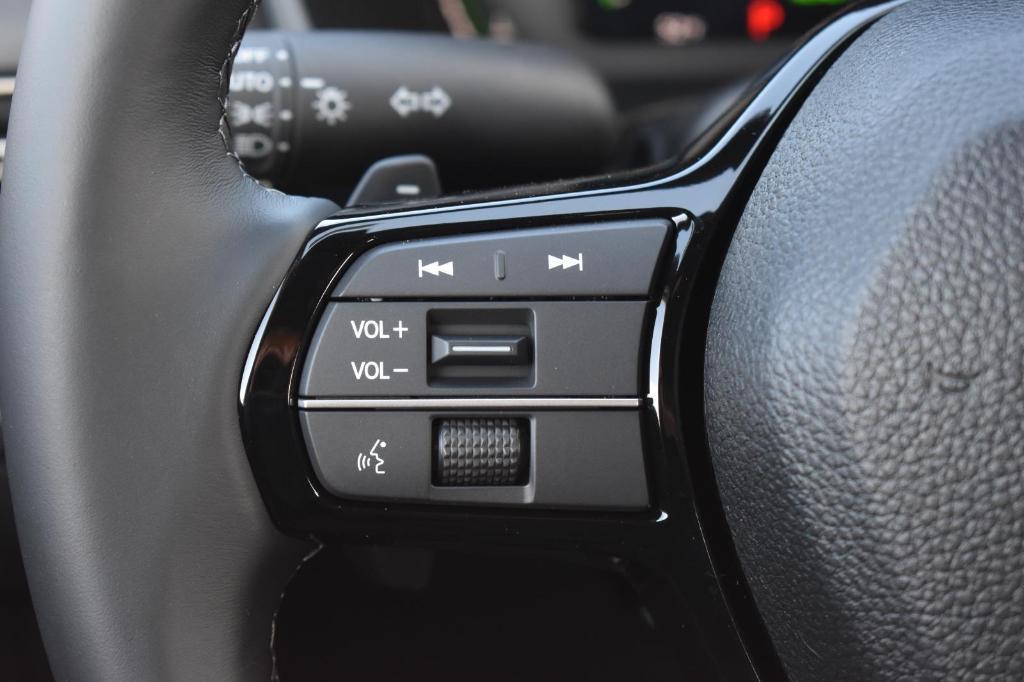 new 2025 Honda Civic Hybrid car