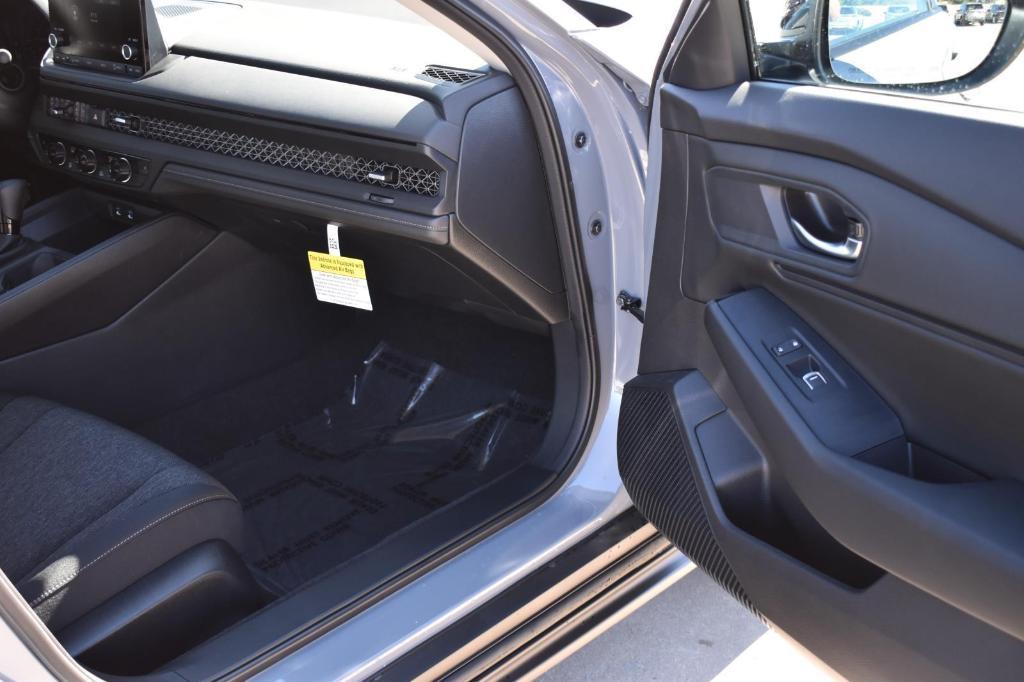 new 2025 Honda Accord car