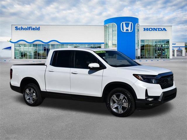 new 2025 Honda Ridgeline car, priced at $45,080