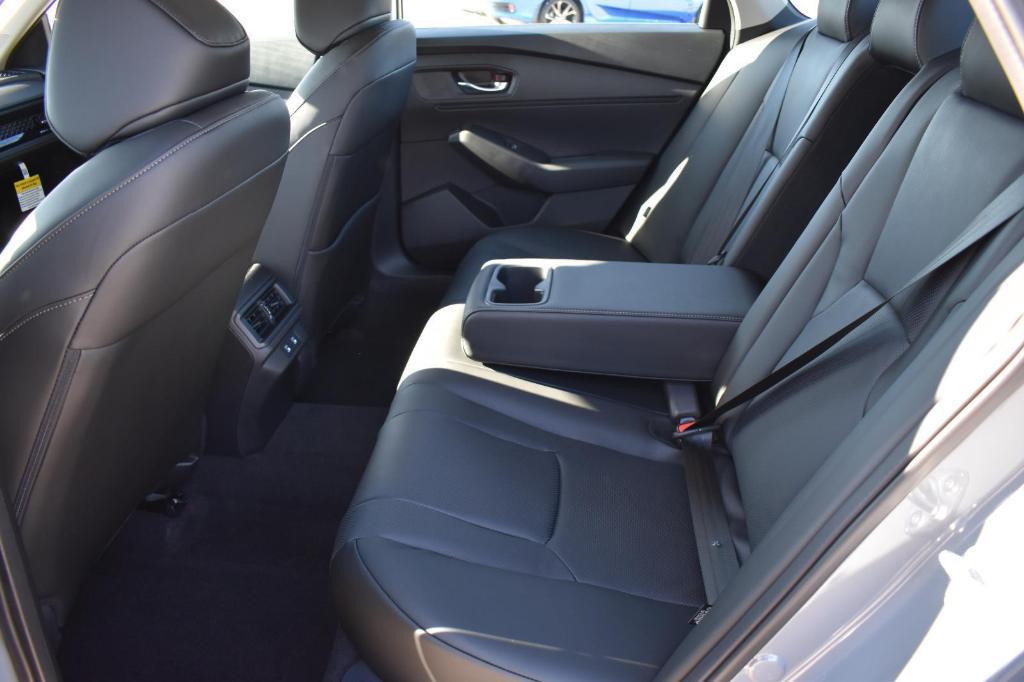 new 2025 Honda Accord Hybrid car