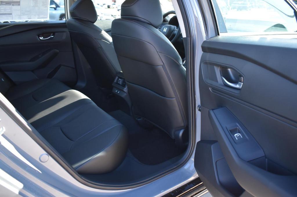 new 2025 Honda Accord Hybrid car