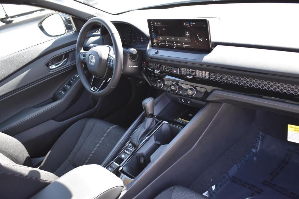 new 2025 Honda Accord Hybrid car