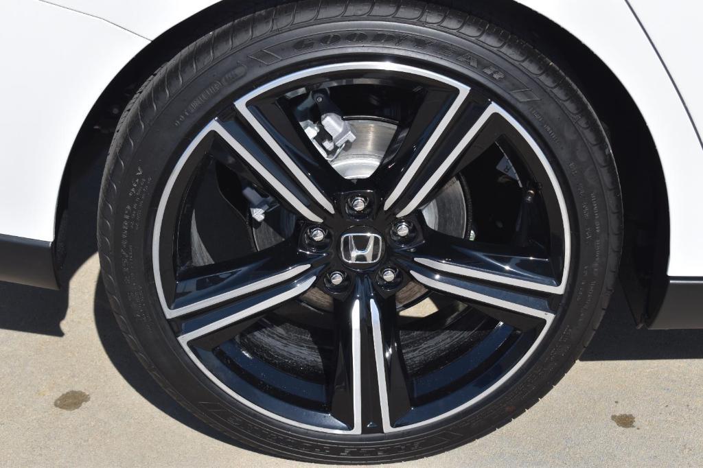 new 2025 Honda Accord Hybrid car