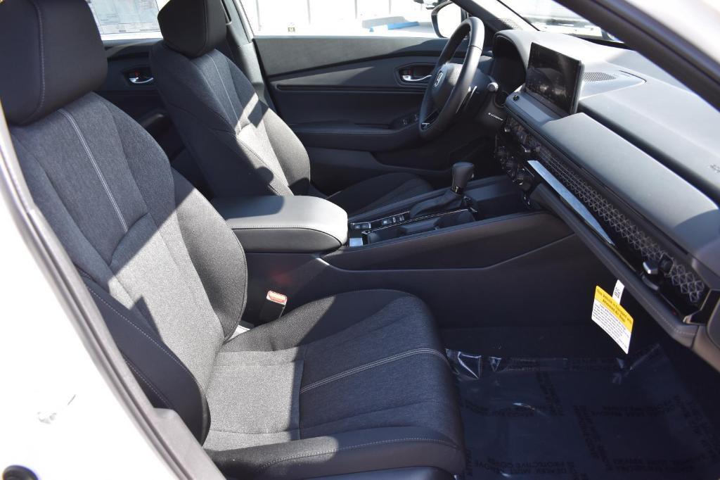 new 2025 Honda Accord Hybrid car