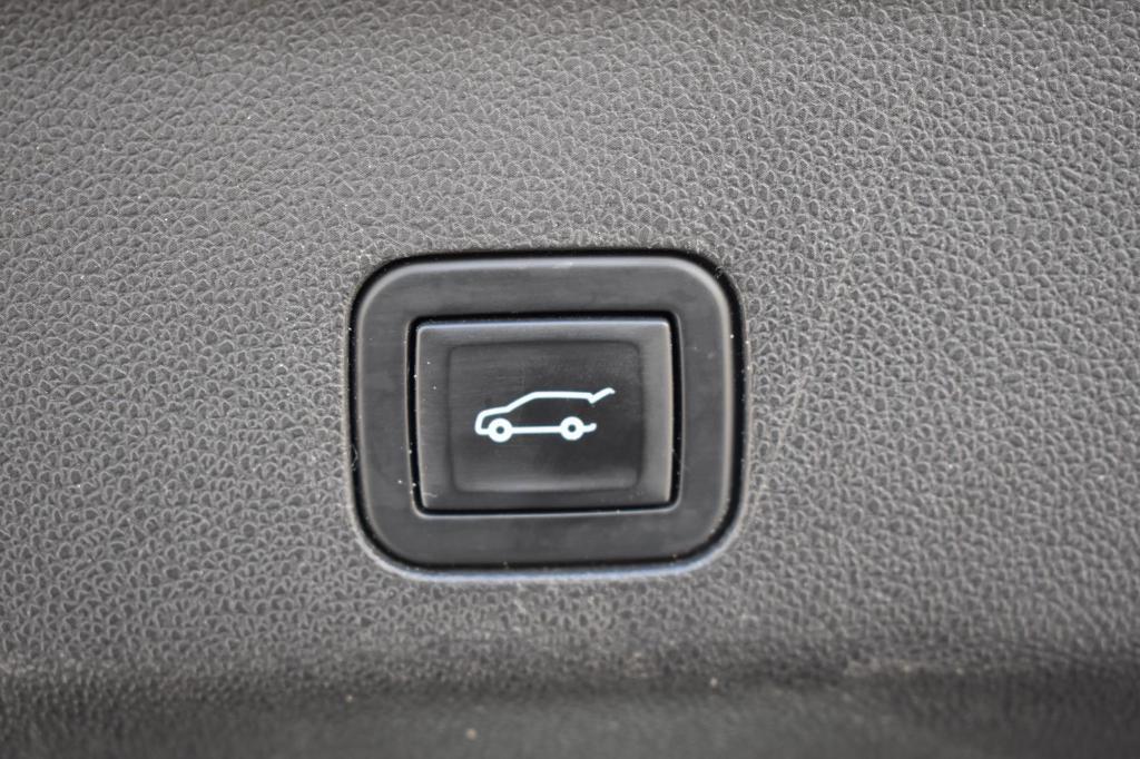 used 2021 Chevrolet Suburban car, priced at $29,483