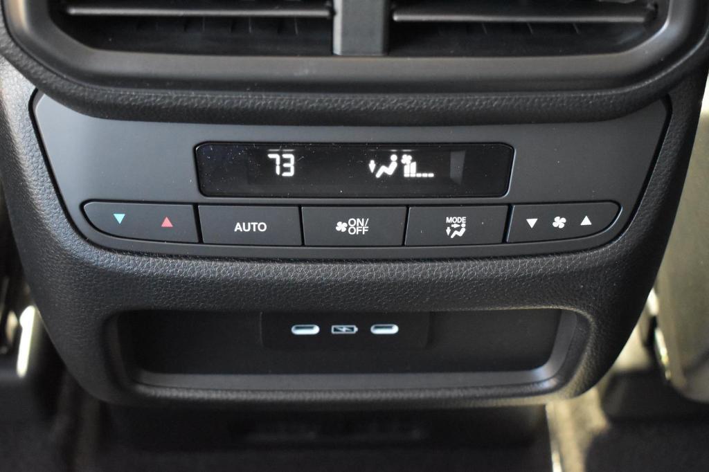 new 2025 Honda Pilot car