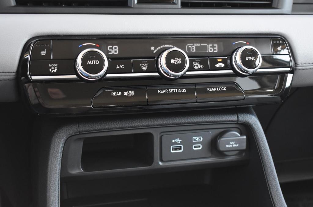 new 2025 Honda Pilot car