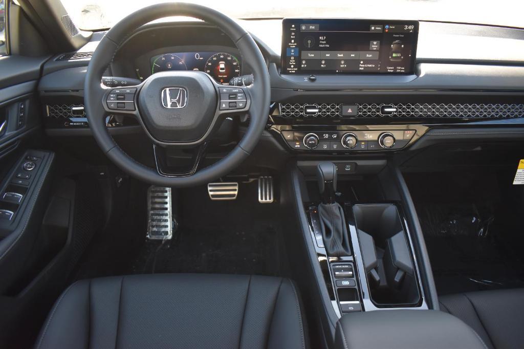 new 2025 Honda Accord Hybrid car