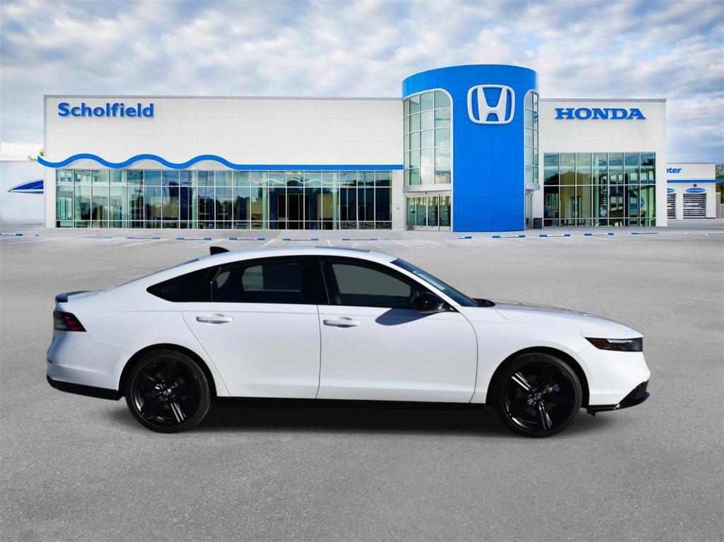 new 2025 Honda Accord Hybrid car
