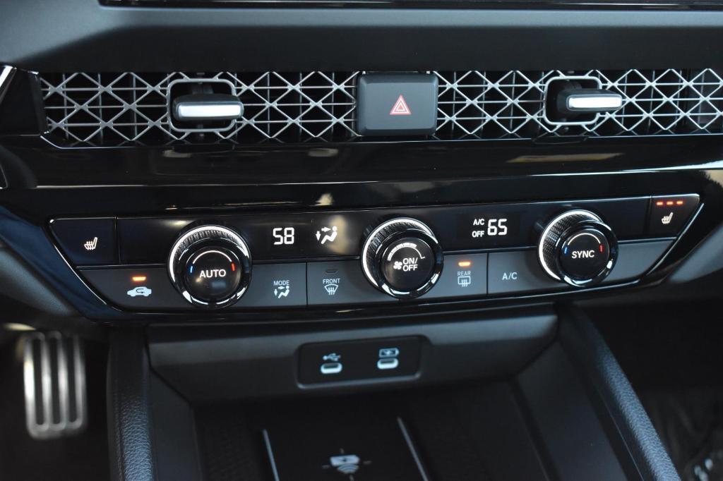 new 2025 Honda Accord Hybrid car