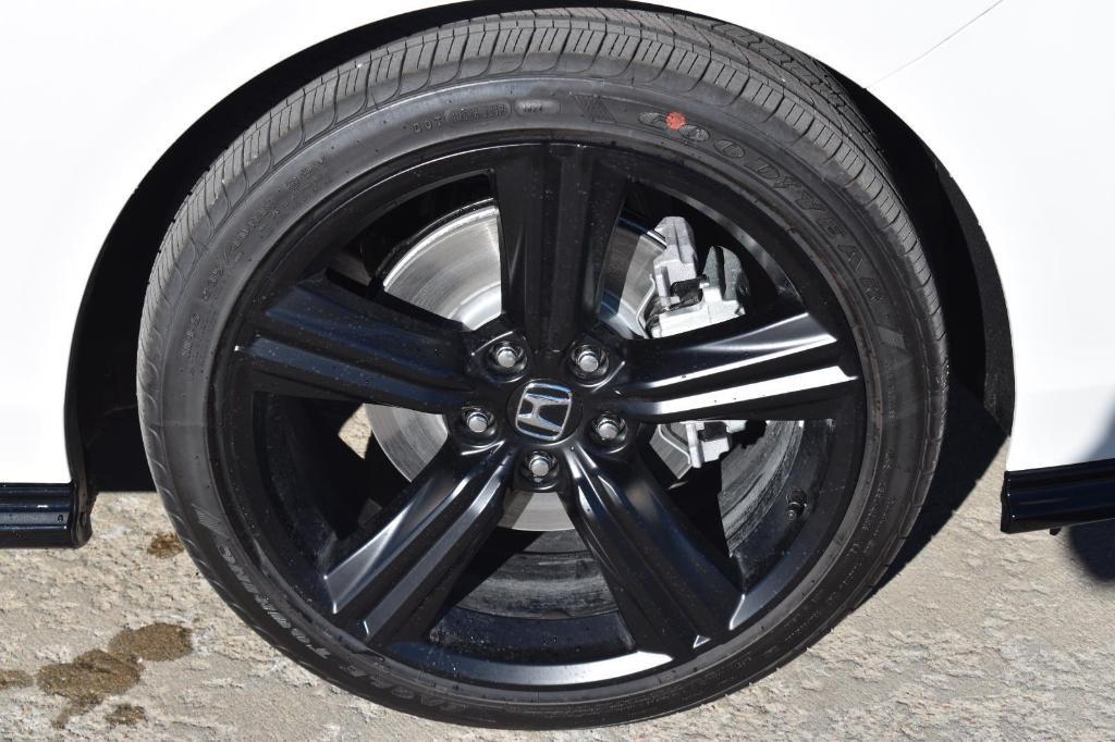 new 2025 Honda Accord Hybrid car