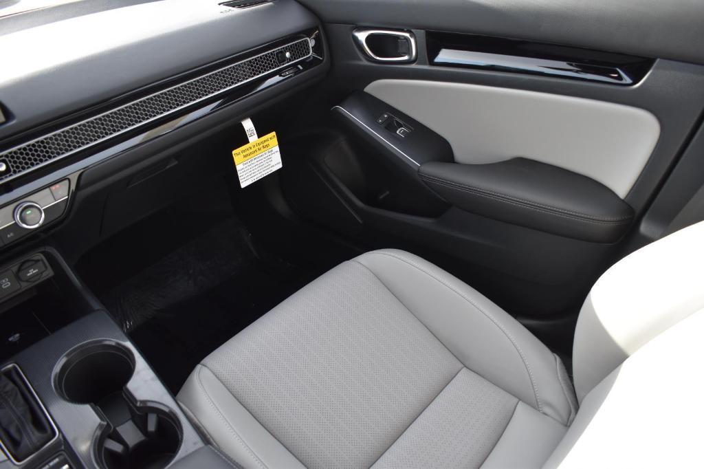 new 2025 Honda Civic Hybrid car