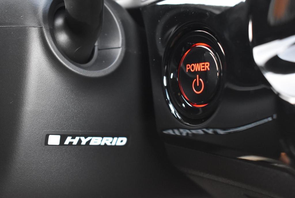 new 2025 Honda Civic Hybrid car