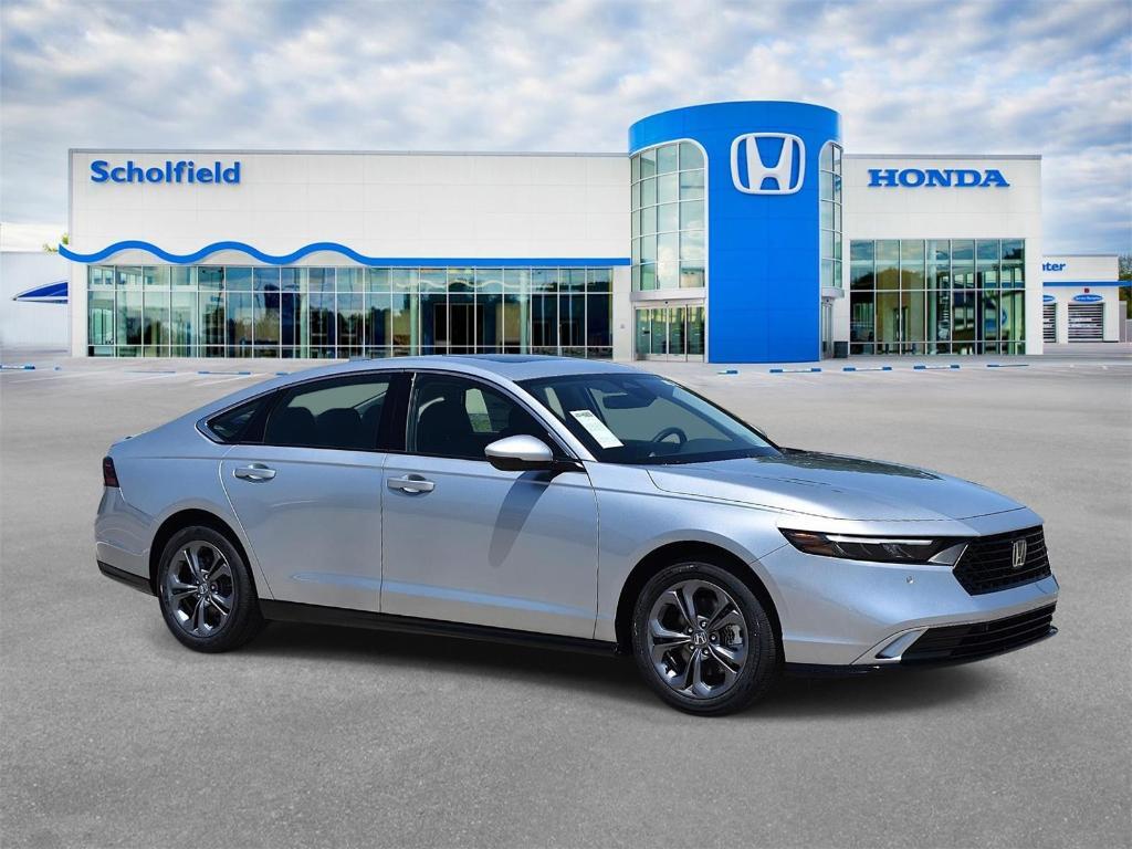 new 2025 Honda Accord Hybrid car
