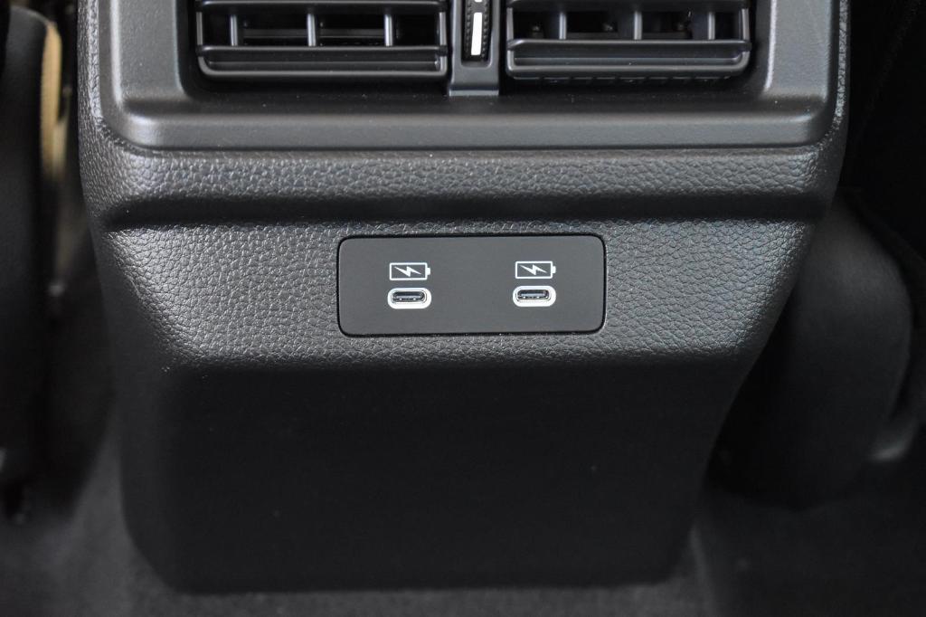 new 2025 Honda Accord Hybrid car