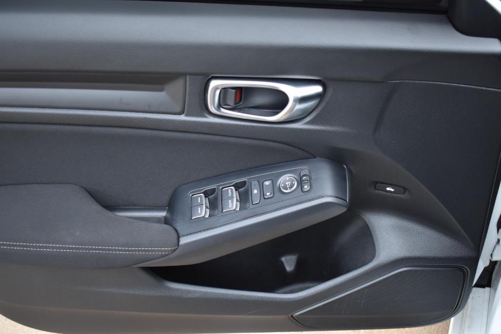 used 2025 Honda Civic car, priced at $25,992