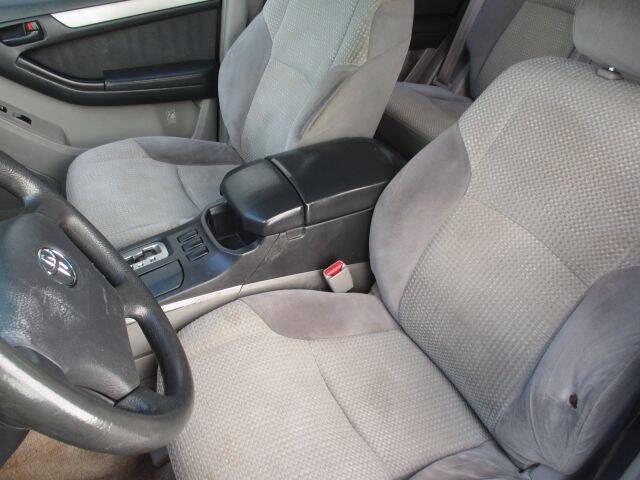 used 2005 Toyota 4Runner car, priced at $8,999