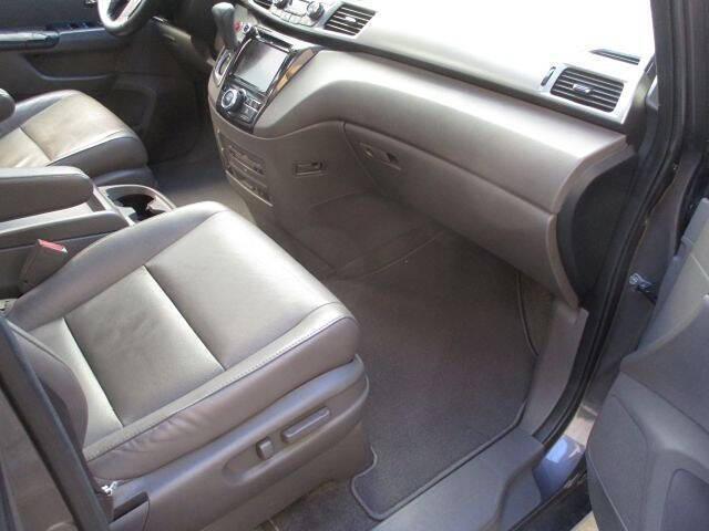 used 2015 Honda Odyssey car, priced at $9,999