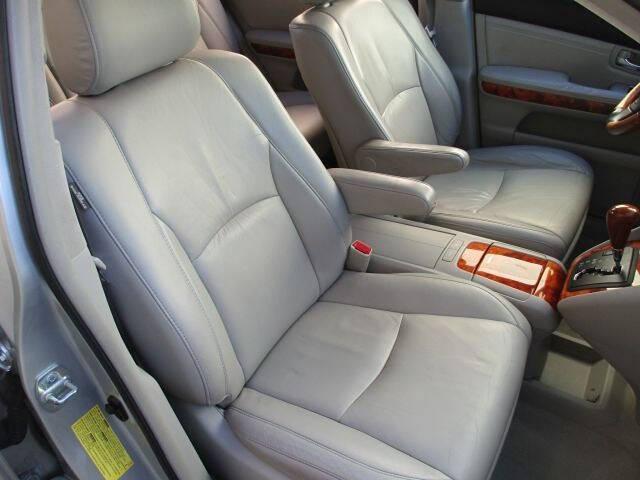 used 2005 Lexus RX 330 car, priced at $6,990