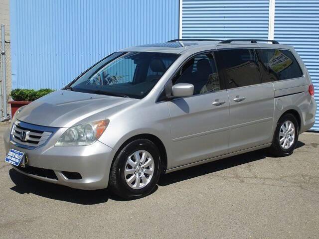 used 2009 Honda Odyssey car, priced at $6,999