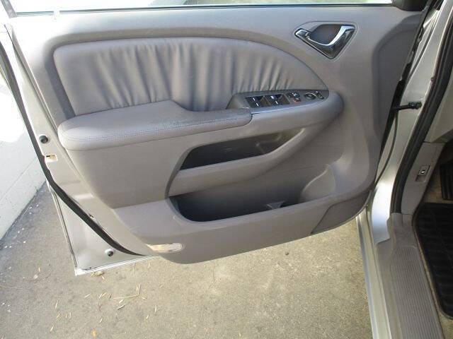 used 2009 Honda Odyssey car, priced at $6,999