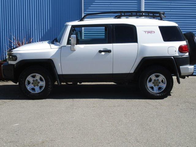 used 2010 Toyota FJ Cruiser car, priced at $15,990