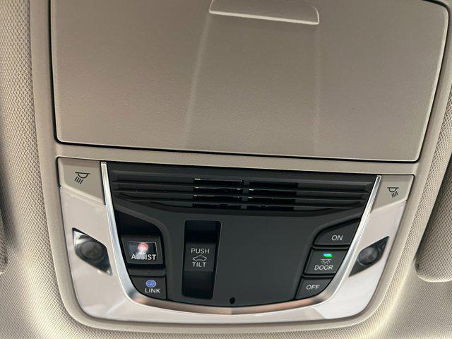 new 2025 Acura TLX car, priced at $46,595