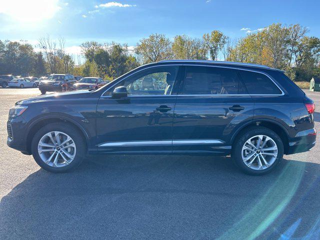 new 2025 Audi Q7 car, priced at $75,800