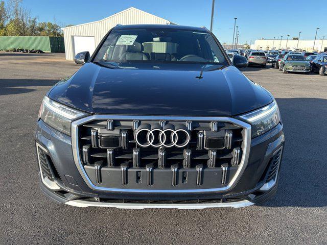 new 2025 Audi Q7 car, priced at $75,800